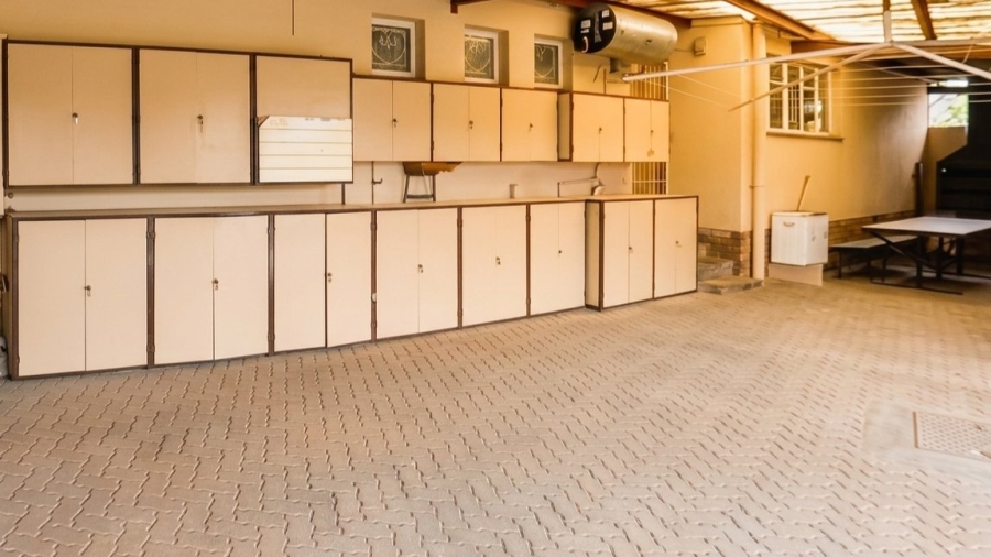 3 Bedroom Property for Sale in Meiringspark Western Cape